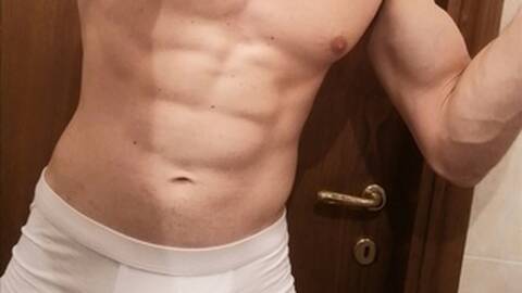 MrInsatiable95 MrInsatiable95